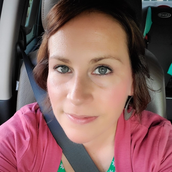 Meet your Posher, Jaime - Picture 1 of 1